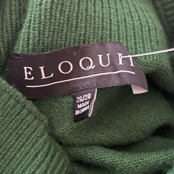 NWT ELOQUII Funnel Neck Tie Waist Maxi Sweater Dress Size 26/28 Christmas - Picture 3 of 4